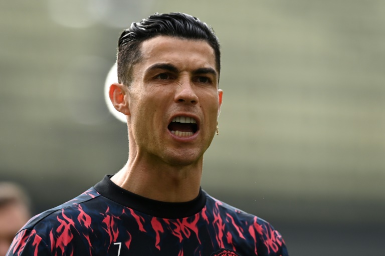 Le manager de Manchester United fait face à la pression de Ronaldo avant la tournée de pré-saison