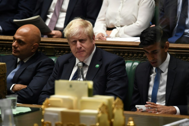 Sajid Javid (L) and Rishi Sunak (R) both quit Boris Johnson's Cabinet in protest at his leadership