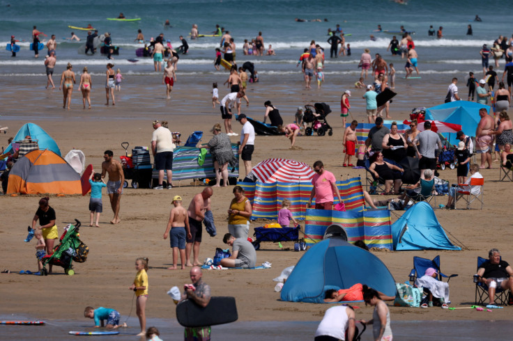 Hot weather in Perranporth, Cornwall