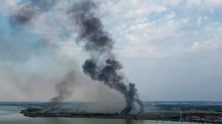 Europe's heatwave reaches Poland, Greece as it moves eastwards, brings wildfires - Vimarsana News