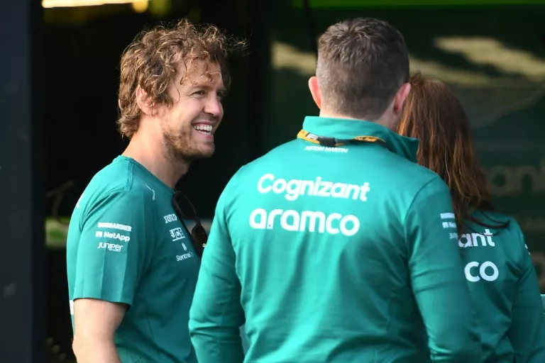 Sebastian Vettel retirement: Hamilton, Leclerc lead tributes to 'beautiful human' Vettel - Vimarsana News