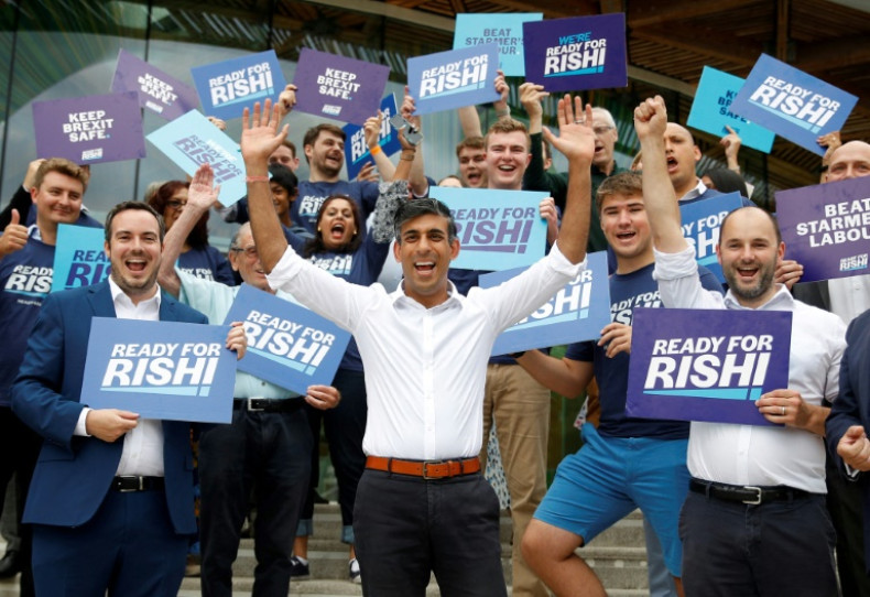 Conservative leadership hopeful Rishi Sunak met supporters in Exeter ahead of Monday's hustings with Liz Truss