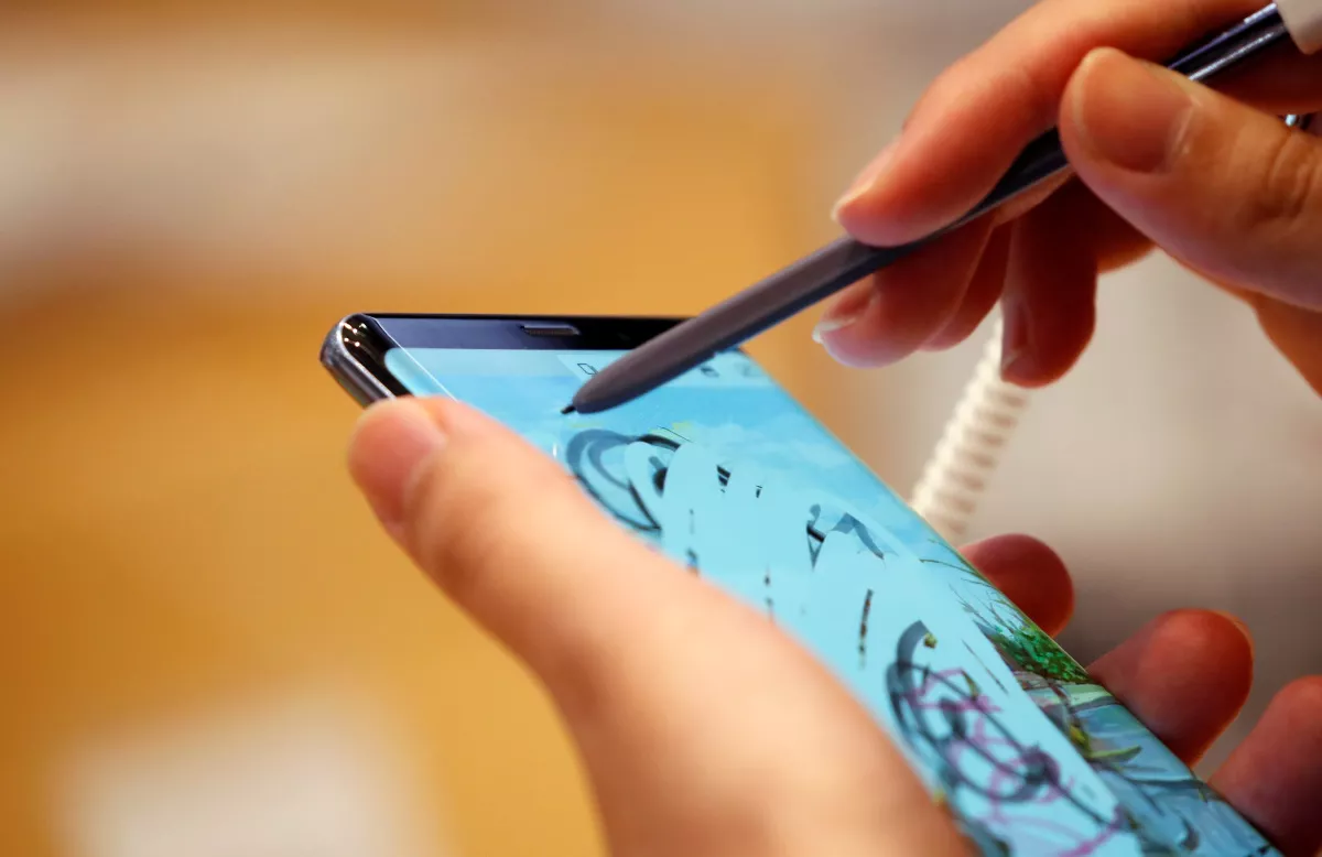 Samsung Galaxy S22 FE possible release date, specs, price, other details unveiled - Vimarsana News