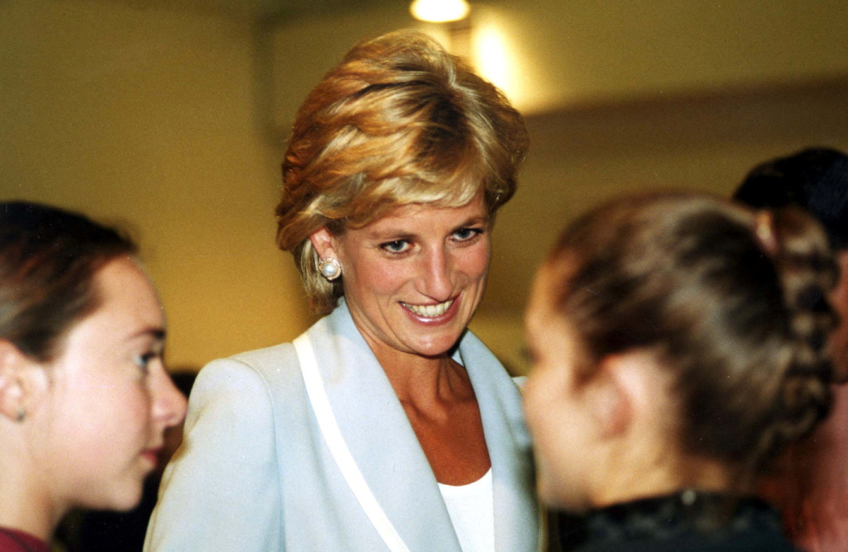 Vingt-cinq ans après la mort de Paris, la princesse Diana captive toujours