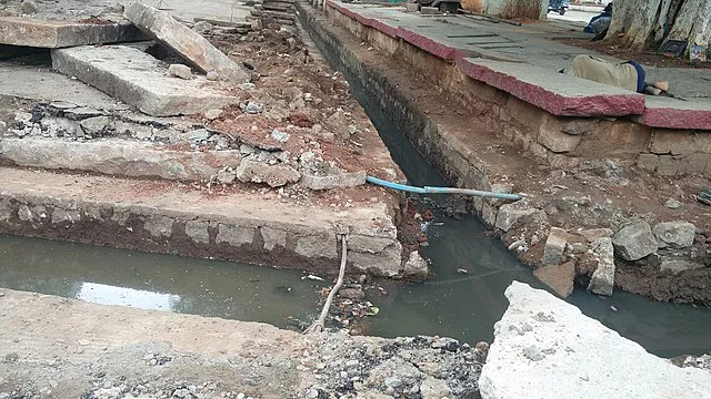 #ASongOrMovieForSewage: Why is it trending? - Vimarsana News