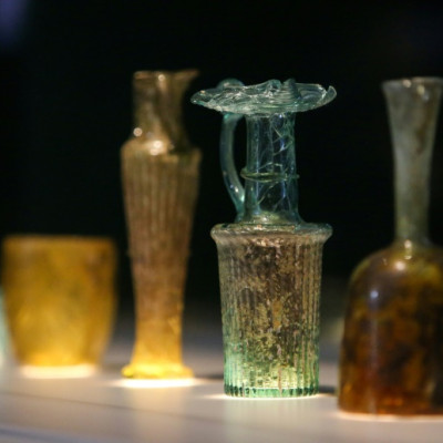 The comes vessels from the Roman, Byzantine and Islamic periods