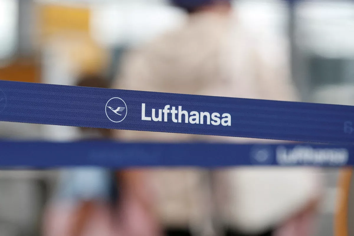Lufthansa pilots reject wage offer, could go on strike anytime - Vimarsana News