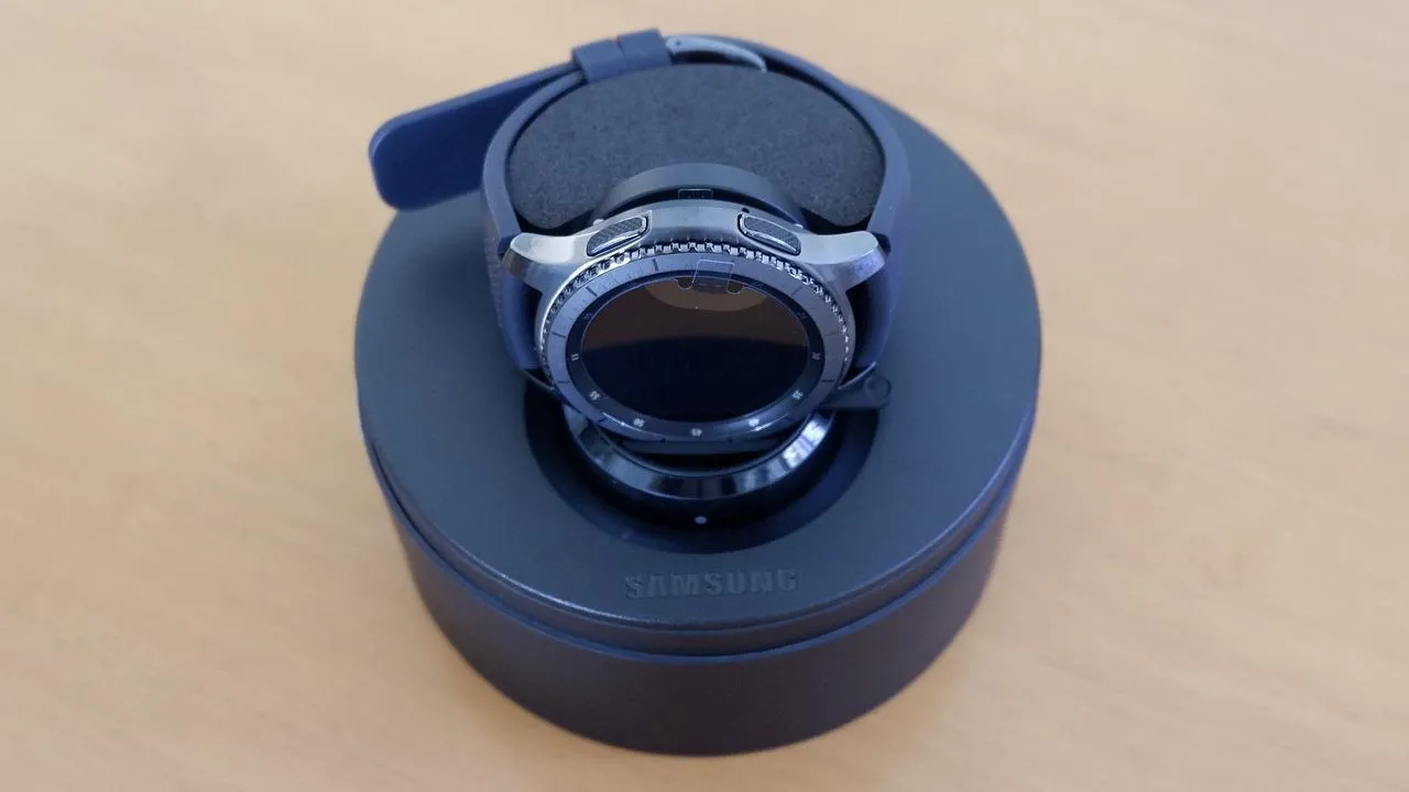 Samsung develops Charging Cradle as workaround for Watch 5 Pro's design flaw - Vimarsana News