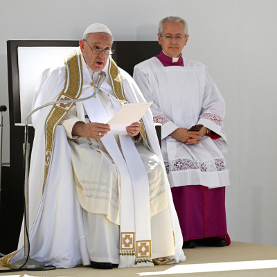 Pope Francis visits L'Aquila