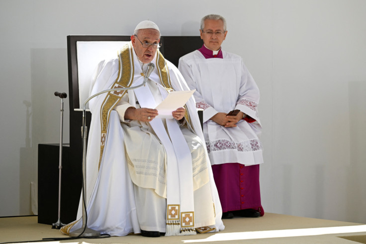 Pope Francis visits L'Aquila