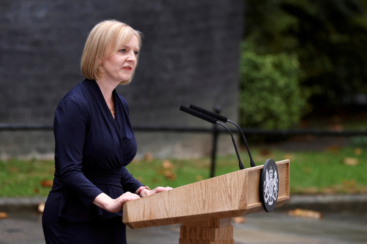 Liz Truss arrives in Downing Street