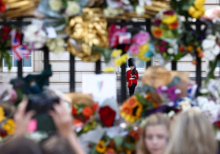 People visit Buckingham Palace, following the death of Britain’s Queen Elizabeth