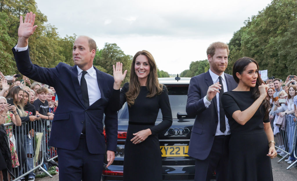 Camilla Tominey dit que le prince William devra “accueillir” le prince Harry dans le giron royal lors du couronnement