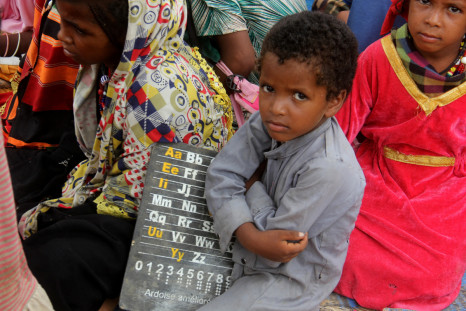 Mobile school offers hope to nomad children in Chad