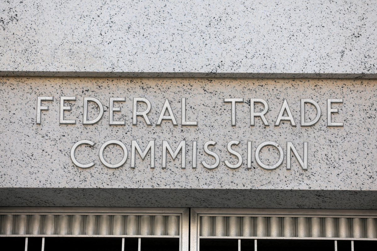 FTC Should Probe Payroll Data Deals By Brokers Like Equifax, Rival Says - Vimarsana News