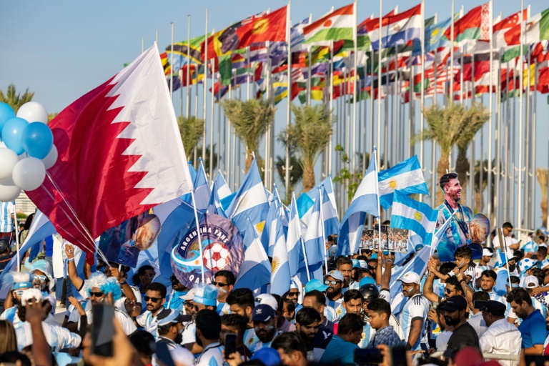 World Cup Qatar organisers cancel allowances of fans 'hired' to fill stadiums thumbnail