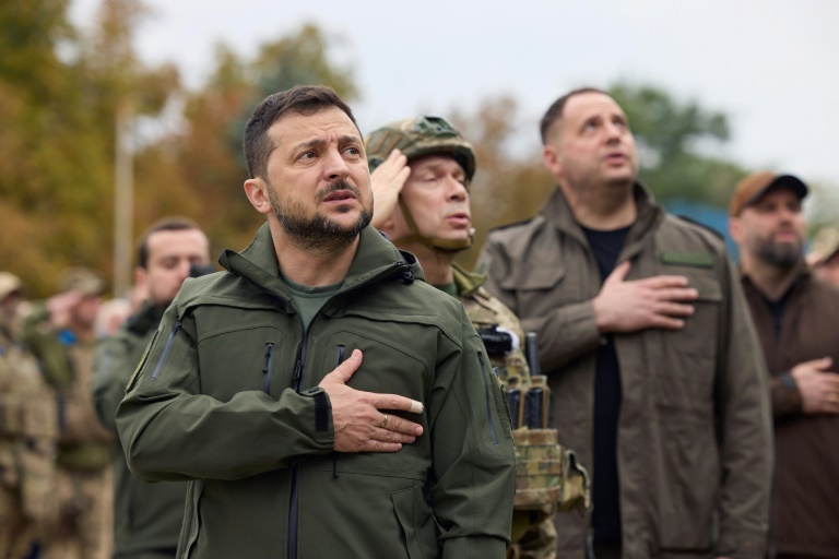 Le magazine Time nomme Zelensky de l’Ukraine “Personnalité de l’année”