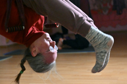 In Kyiv, yoga classes provide a mental escape from the war