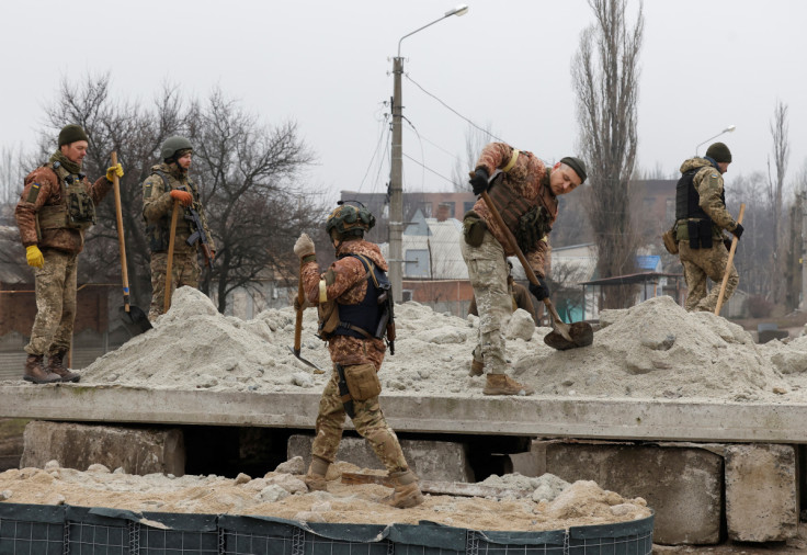 Daily life during shelling, Bakhmut