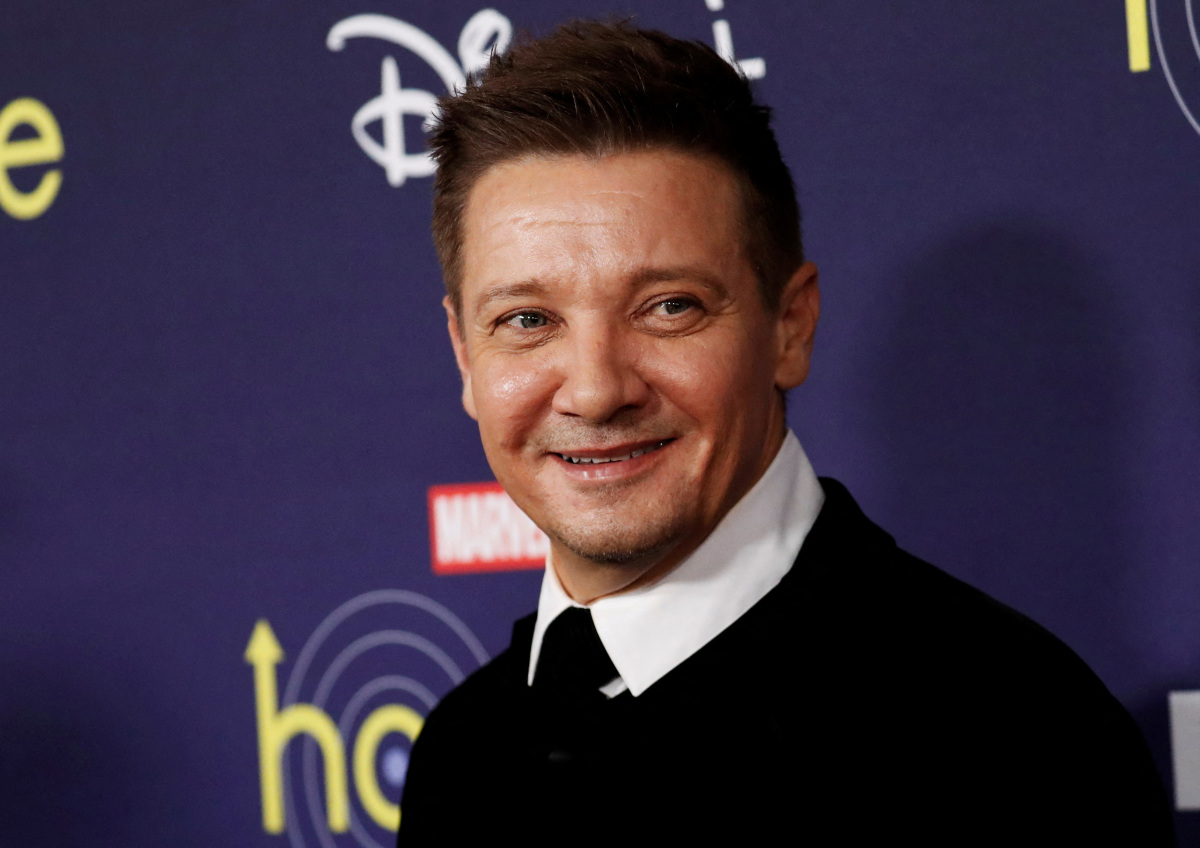 Jeremy Renner, Marvel's Hawkeye, Hospitalized After Snow Plow Accident ...