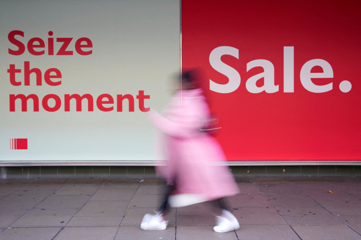 Shoppers hit the Boxing Day sales in London