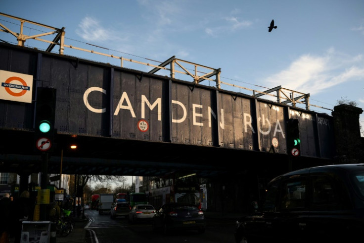 Plans have been submitted to transform a stretch of disused elevated railway in London into an urban park