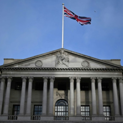 The Bank of England raised its interest rate to 4.0 percent, a 14-year high