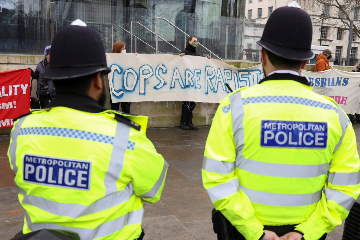 british-police-face-struggle-to-clean-up-sexist-culture-after-scandals