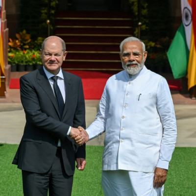 Officials said German Chancellor Olaf Scholz (L, with Prime Minister Narendra Modi) would press for progress towards a trade deal between the EU and India