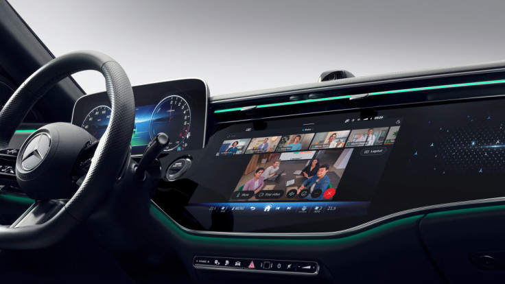 Illustration of Cisco's Webex system on Mercedes-Benz E-Class dashboard
