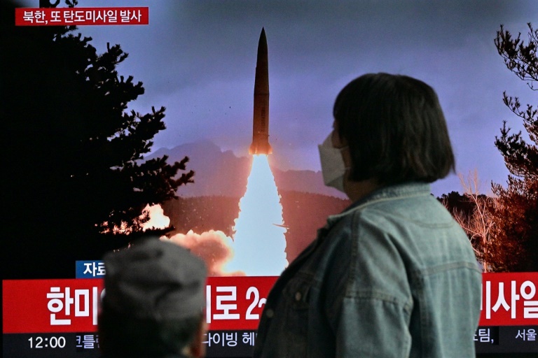 La Corée du Nord tire un “missile balistique présumé” en mer du Japon