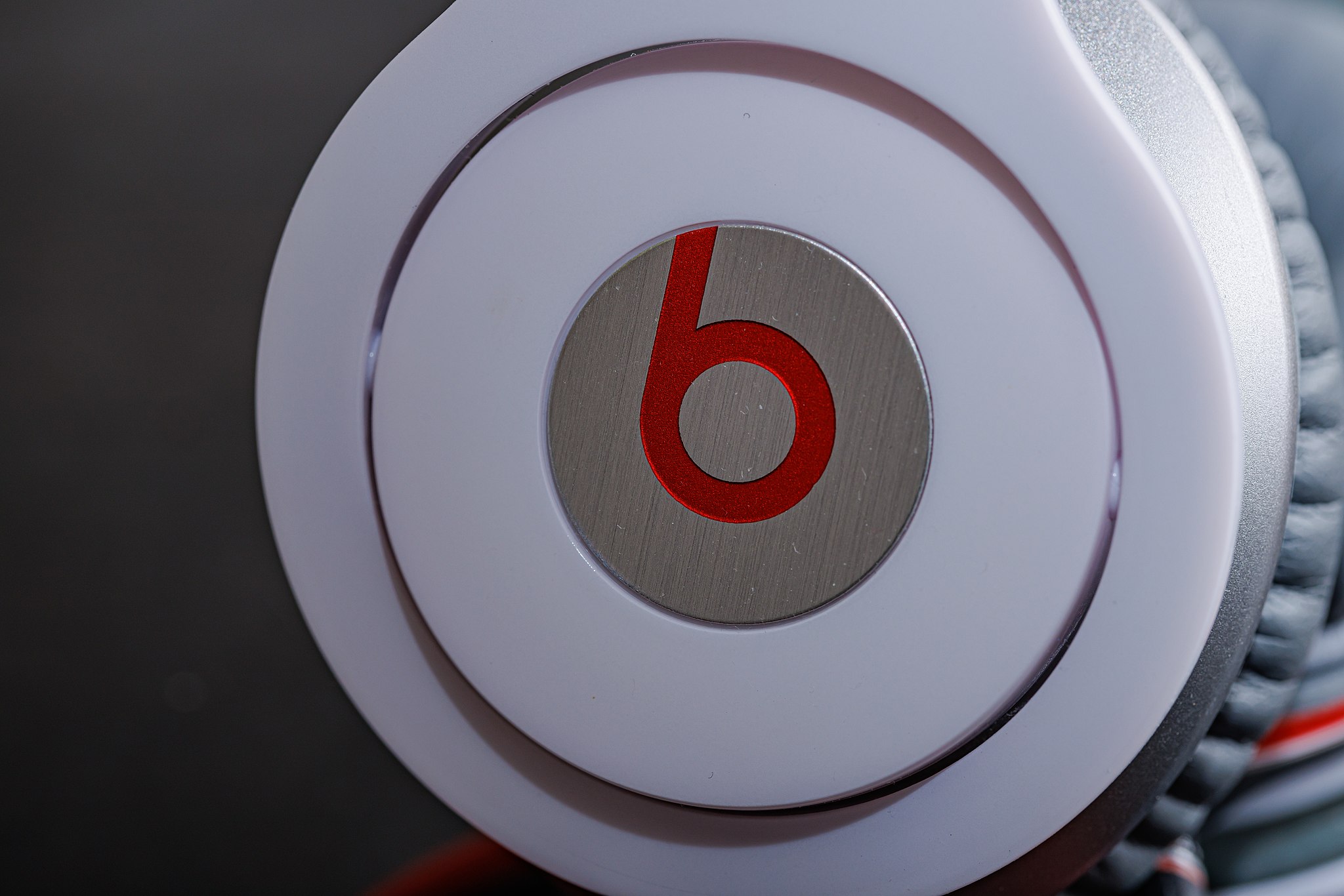 apple-working-on-beats-studio-buds-plus-new-airpods-report-ibtimes-uk