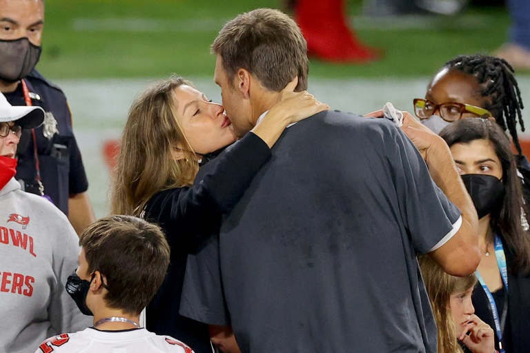 Gisele bestreitet, Tom Brady ein Ultimatum für den Ruhestand gestellt zu haben, und enthüllt den wahren Grund für die Scheidung