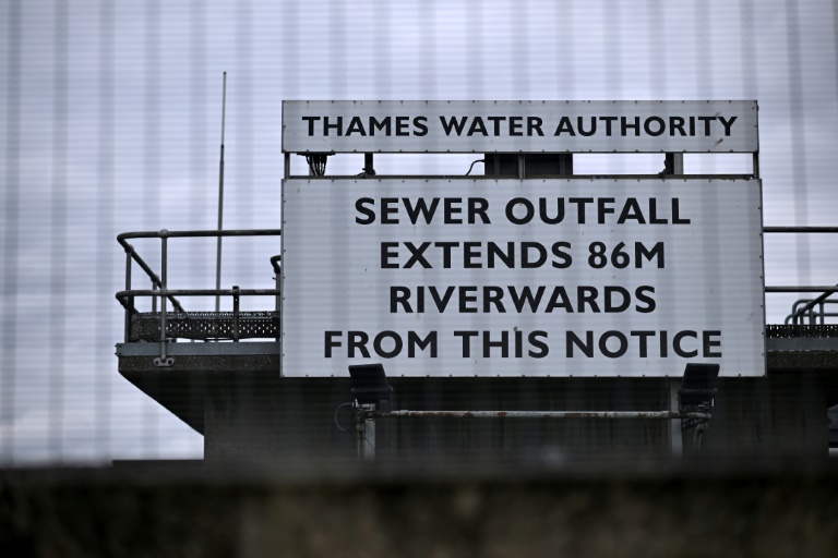 Las empresas de agua del Reino Unido cobrarán más a los consumidores para solucionar el problema de las descargas de aguas residuales