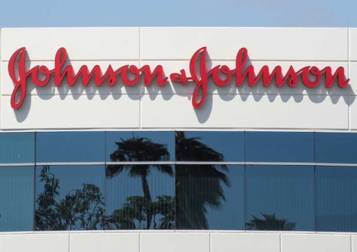 US pharmaceutical giant Johnson & Johnson proposed an $8.9 billion settlement to resolve lawsuits claiming that its talcum powder products caused cancer The New Jersey-based company said the proposed settlement, which still needs court approval, "will equ