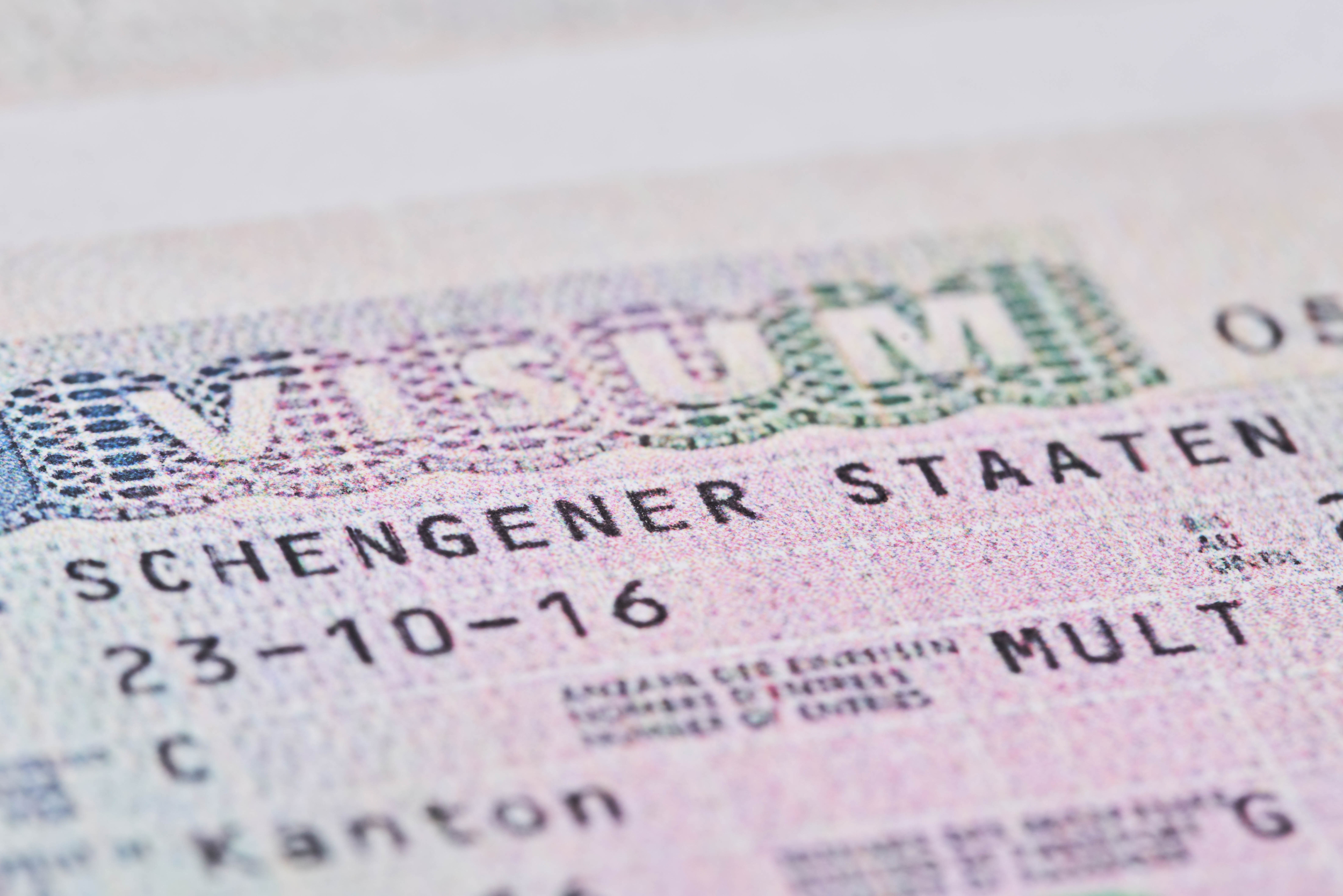 Виза в евросоюз. Шенгенская виза. Шенгенская мультивиза. Шенген 2022. Запрет шенгенских виз.