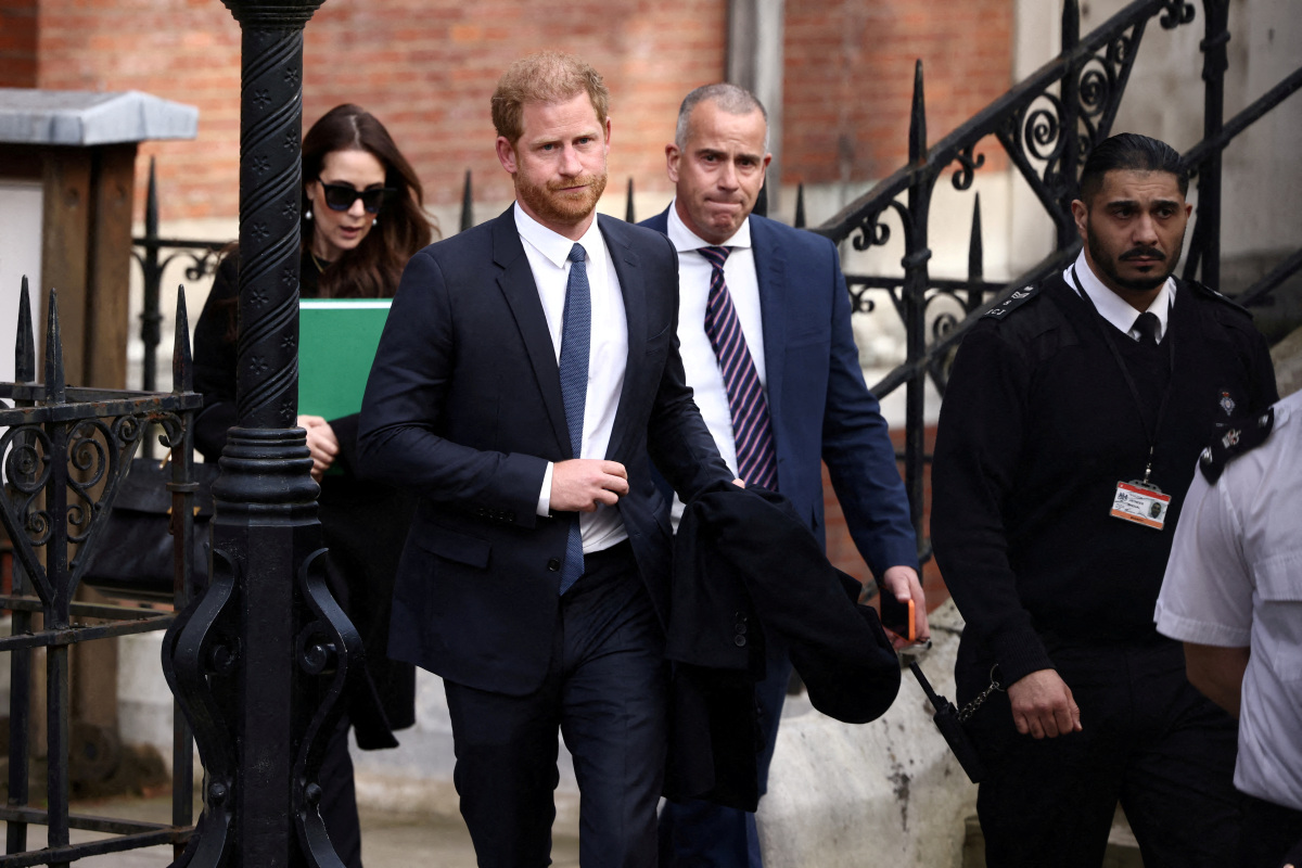 Prinz Harry entfacht den Zorn seines Anwalts wegen seines Nichterscheinens am ersten Tag der Gerichtsverhandlung