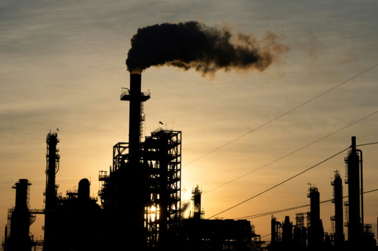 Carbon dioxide levels from the energy sector reached record levels last year, according to the Energy Institute