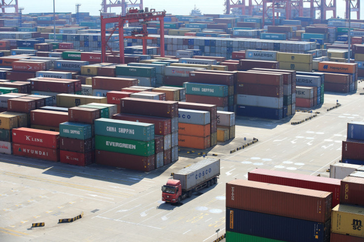 ビジネス情報 Containers are seen at the Port