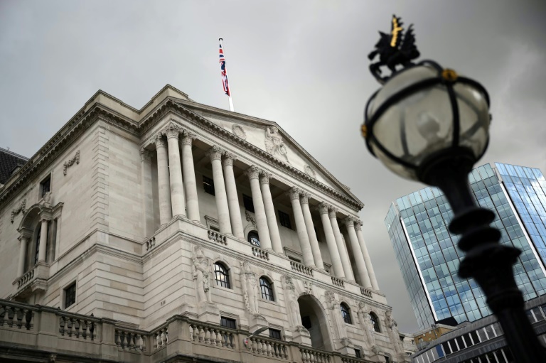 La Banque d’Angleterre relève les taux d’intérêt britanniques à un record de 5,25%