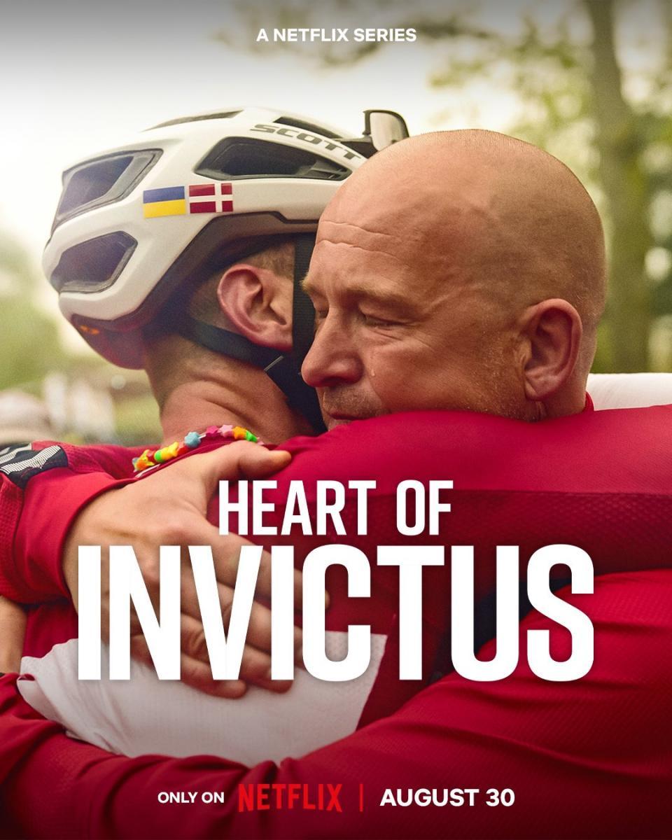 Prince Harry Surprises Fans At 'Heart Of Invictus' Screening In ...