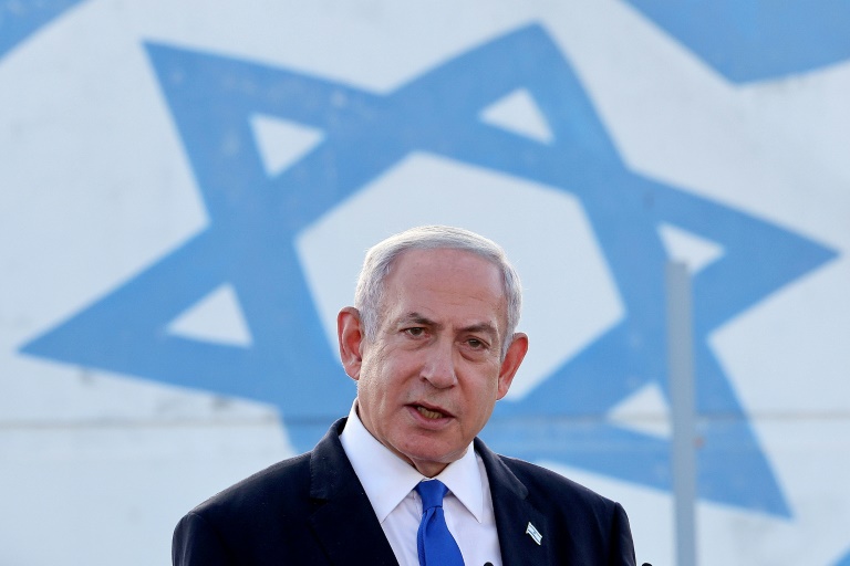 Un expert révèle des signes indiquant que Netanyahu est dans une « mauvaise passe émotionnellement, techniquement et mentalement » à cause de la guerre entre Israël et Gaza