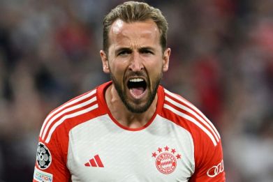 Harry Kane scored a penalty for Bayern Munich in their 4-3 Champions League win over Manchester United