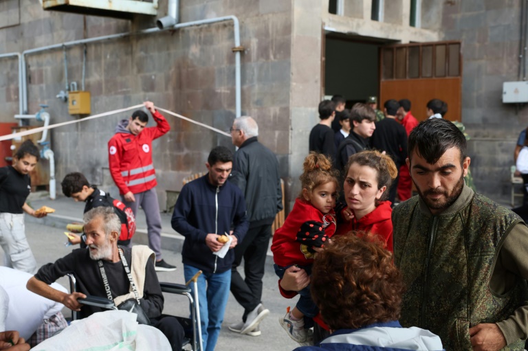 Un quart de la population du Haut-Karabakh fuit vers l’Arménie par crainte de représailles
