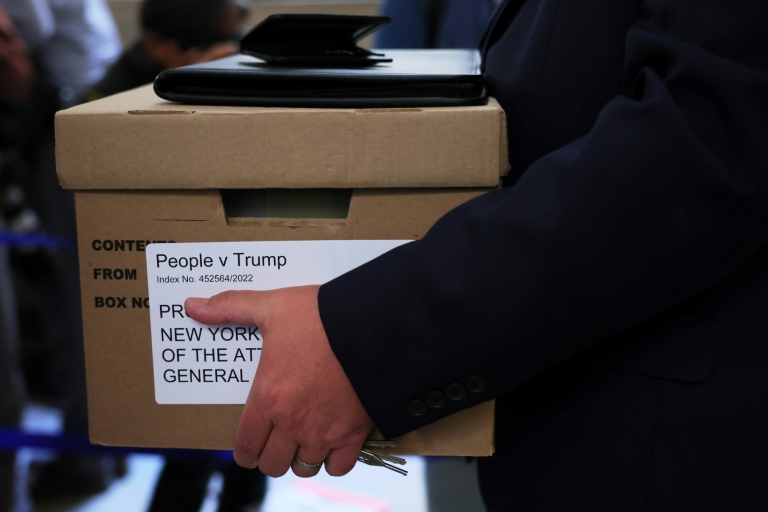 Le procès pour fraude de Trump s’ouvre à New York, menaçant l’empire commercial
