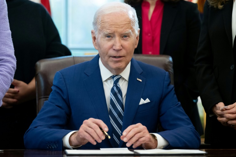 President Biden’s 2% Pay Hike For Federal Employees in 2025 Much Lower Than Previous Years