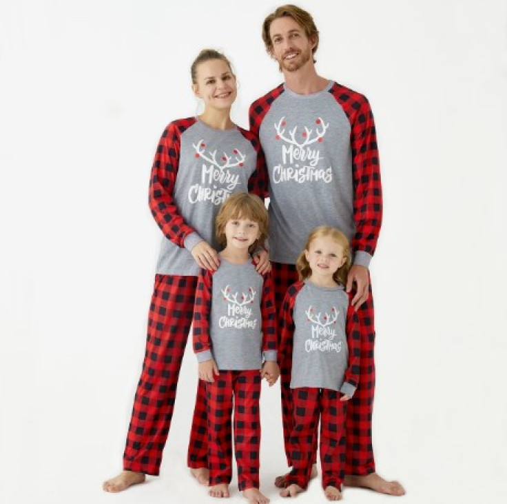 Merry Christmas Antler Letter Print Plaid Design Family Matching Pajamas