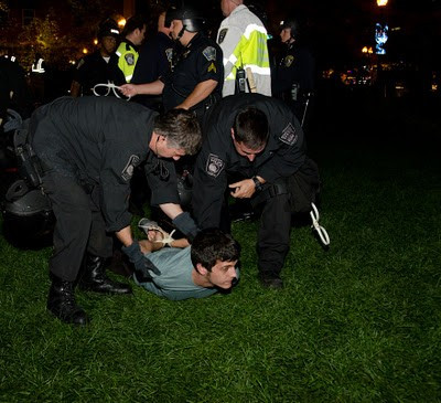 Occupy Wall Street: U.S. Politicians Attempt to Break New York Protesters Before Movement Goes Global