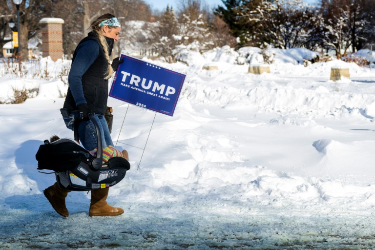Trump réussit un test électoral majeur aux États-Unis avec une victoire dans l’Iowa