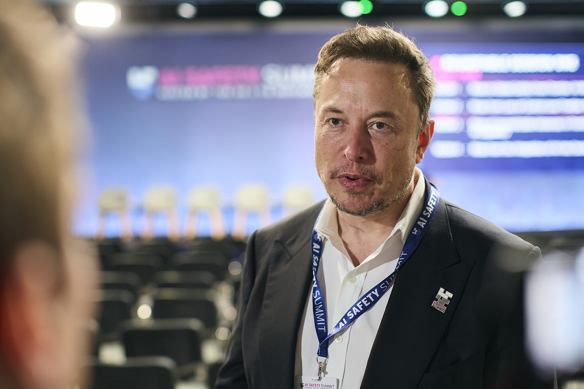 Elon Musk se dit « particulièrement juif » après sa visite à Auschwitz